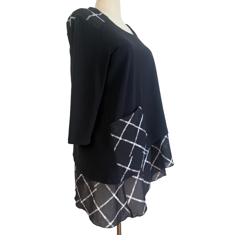 Sympli Tunic Top Women 12 Black‎ Grid Print Layered Asymmetric 3/4 Sleeve Jersey